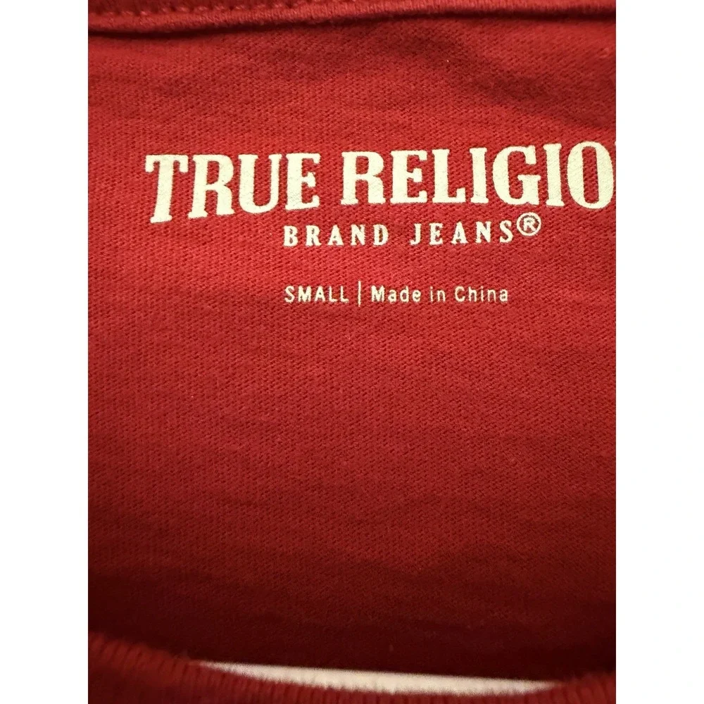 True Religion T-Shirt Men's S Red Dahlia Scripted Buddha Face Tee Graphic Silver
